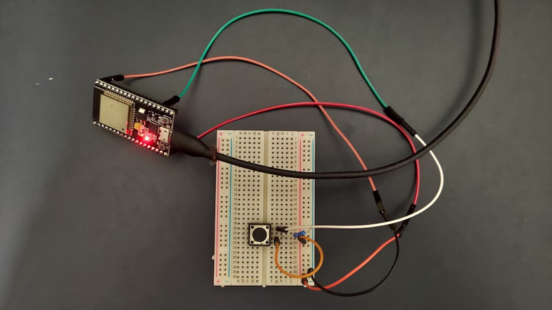 ESP32_button_sender_1_web.jpg ESP32_button_sender_1_web.jpg