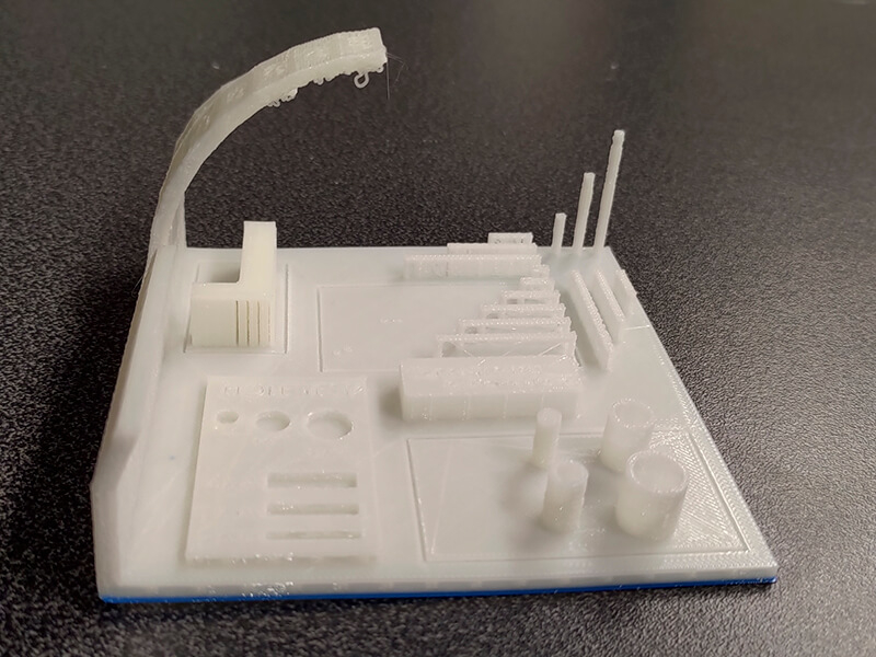 model_white_side_3.jpg model_white_side_3.jpg
